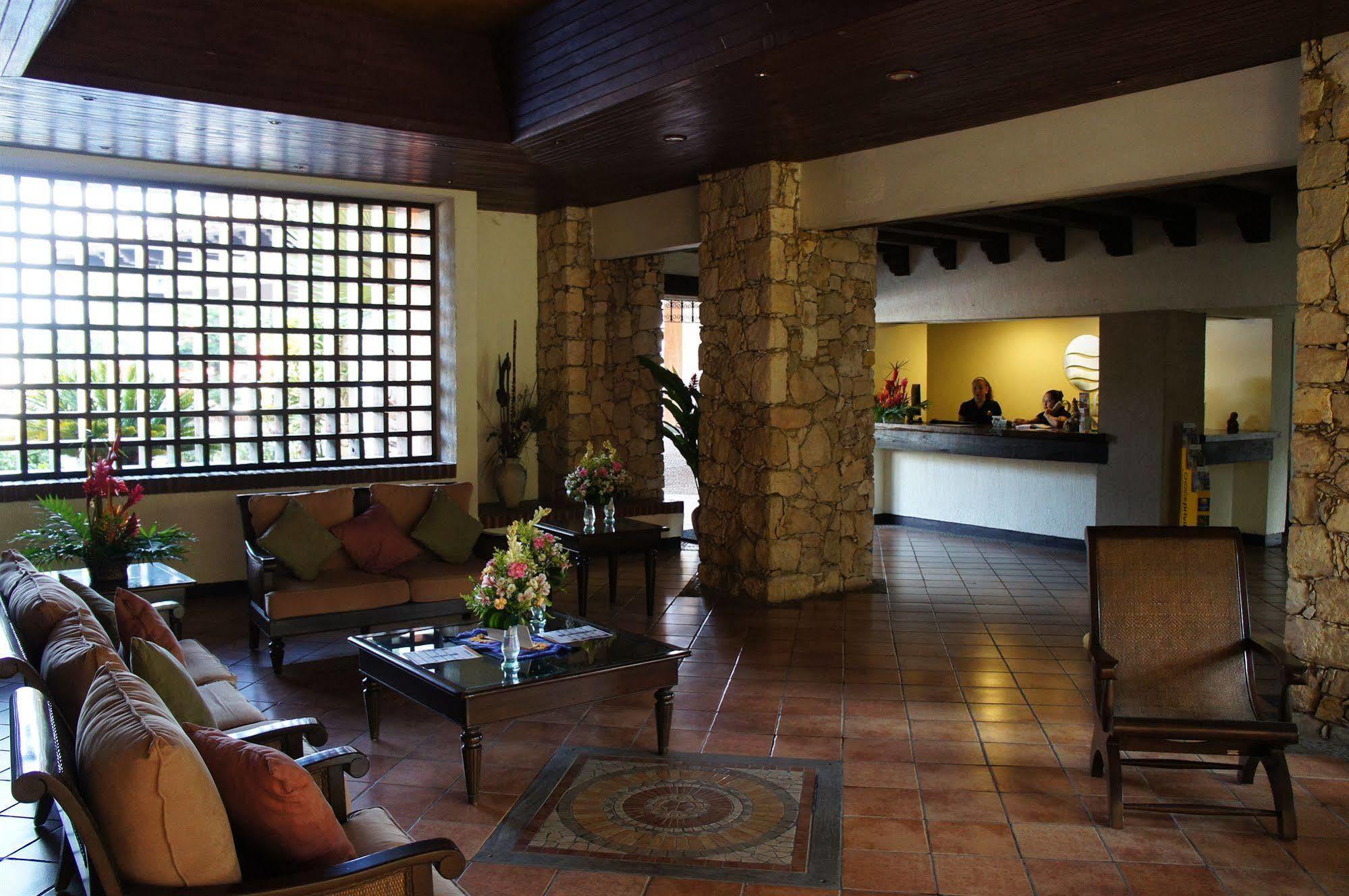 Comfort Inn Palenque Buitenkant foto